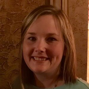 Meet your Posher, Leslie